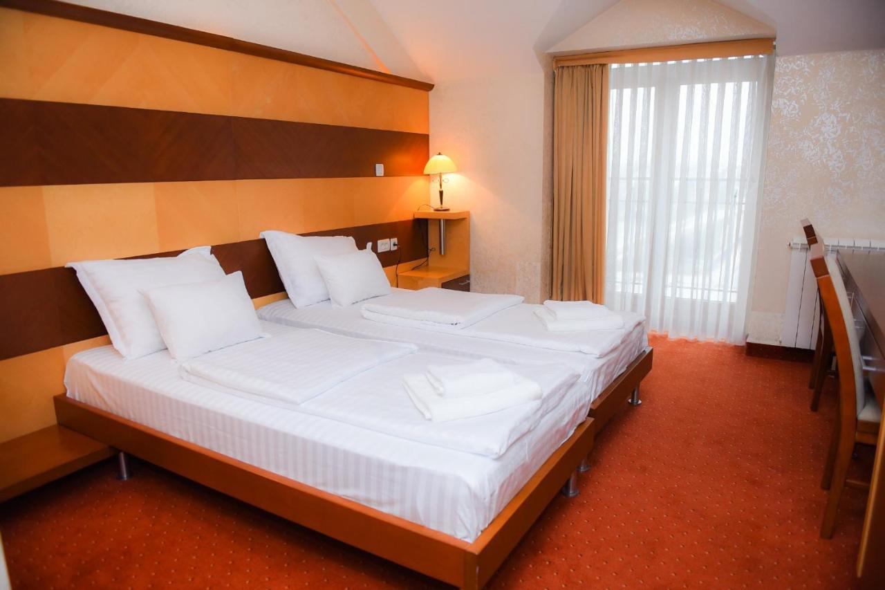 Hotel Marshal Nikšić Εξωτερικό φωτογραφία