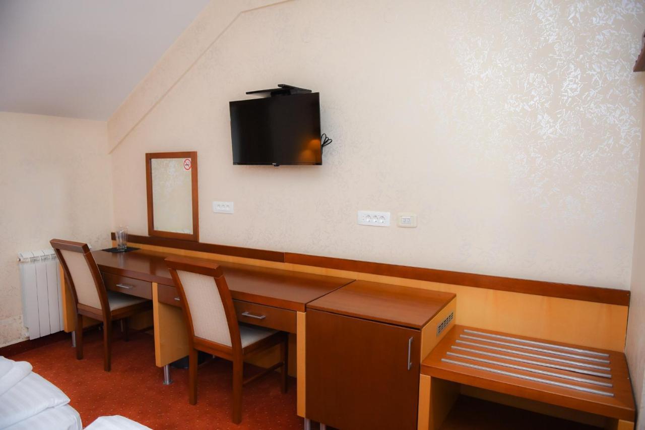 Hotel Marshal Nikšić Εξωτερικό φωτογραφία