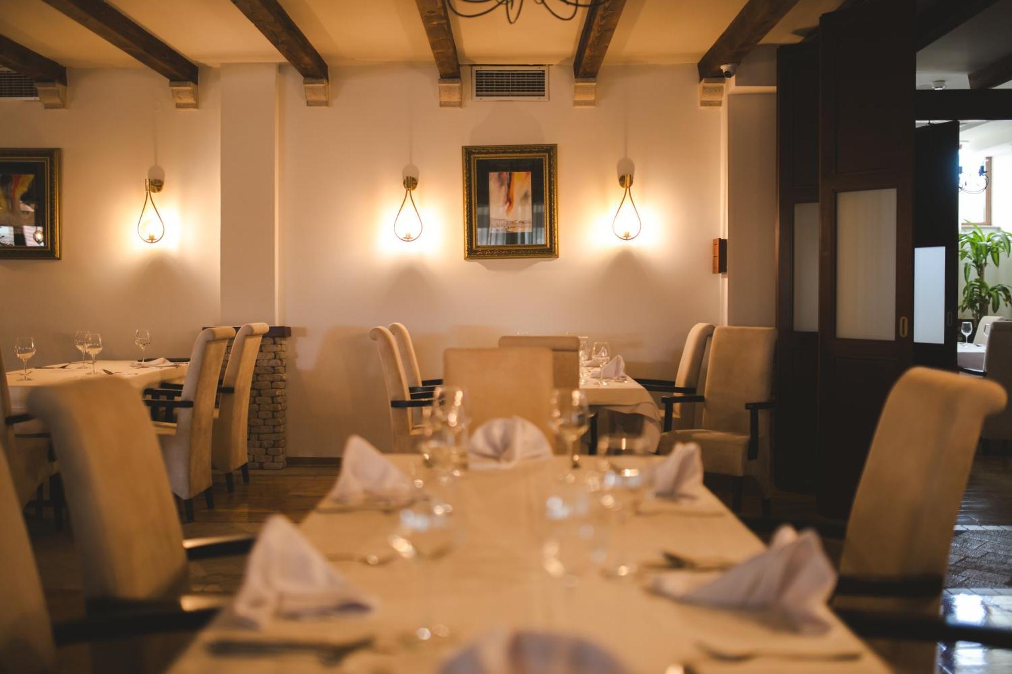Hotel Marshal Nikšić Εξωτερικό φωτογραφία