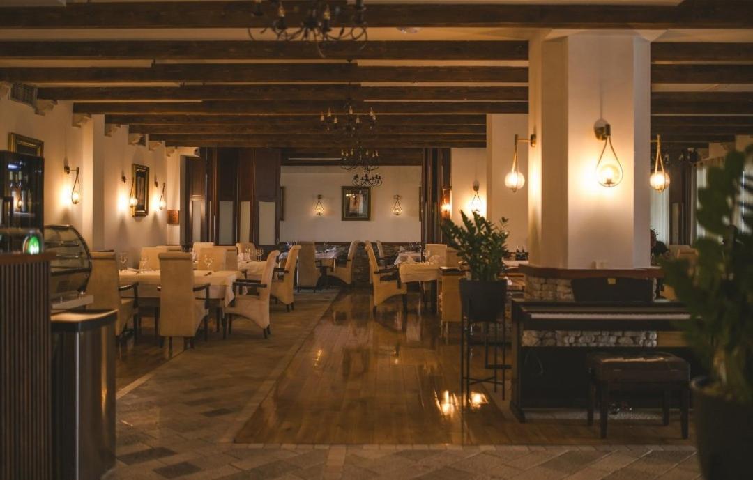 Hotel Marshal Nikšić Εξωτερικό φωτογραφία