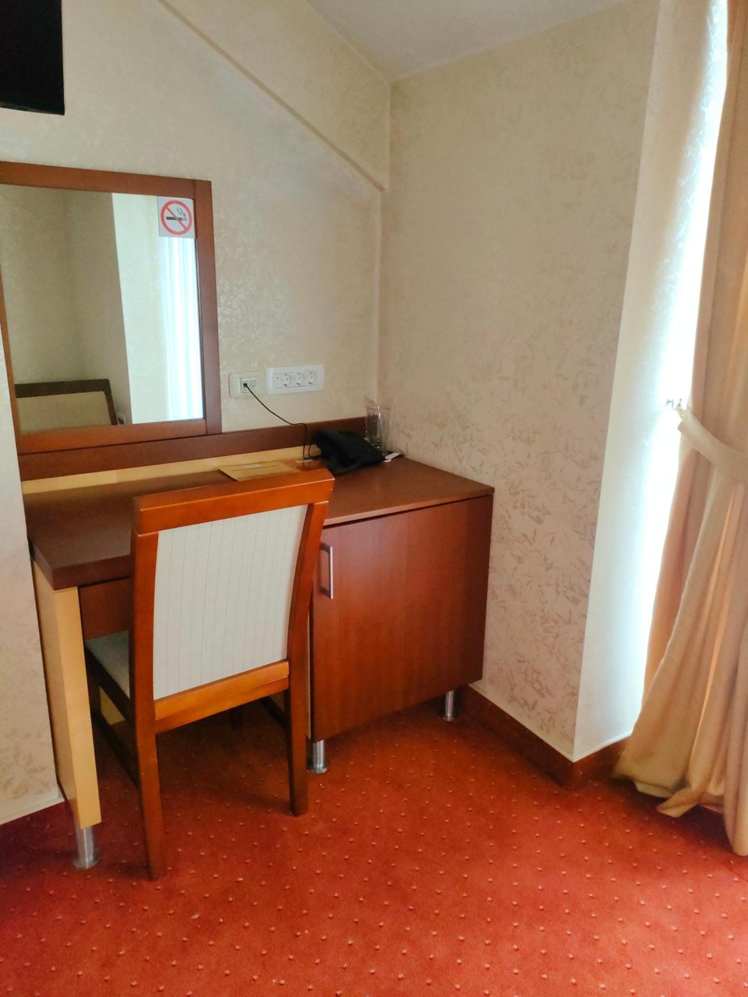 Hotel Marshal Nikšić Εξωτερικό φωτογραφία